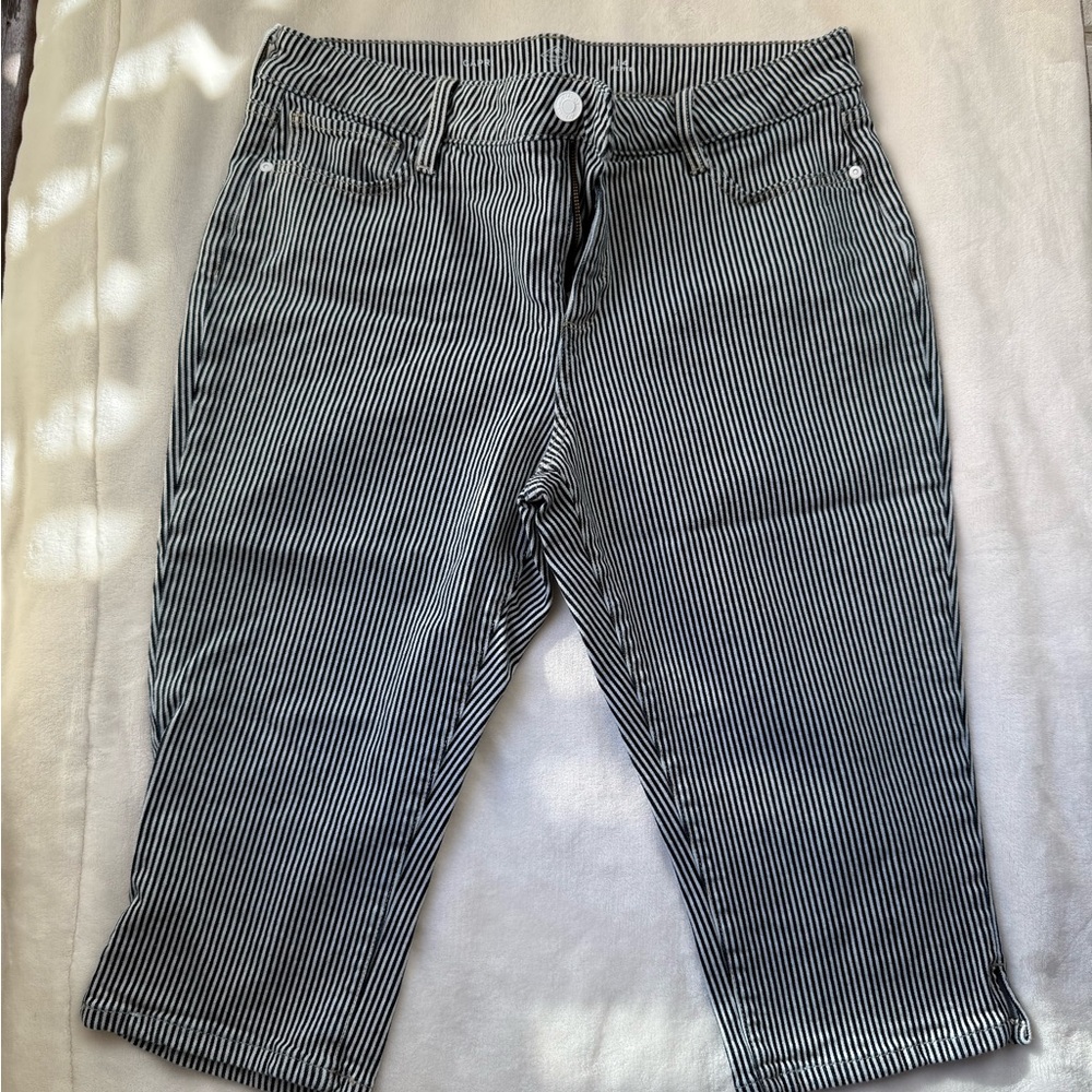 St. John's Bay Striped Black and White Cropped Jeans